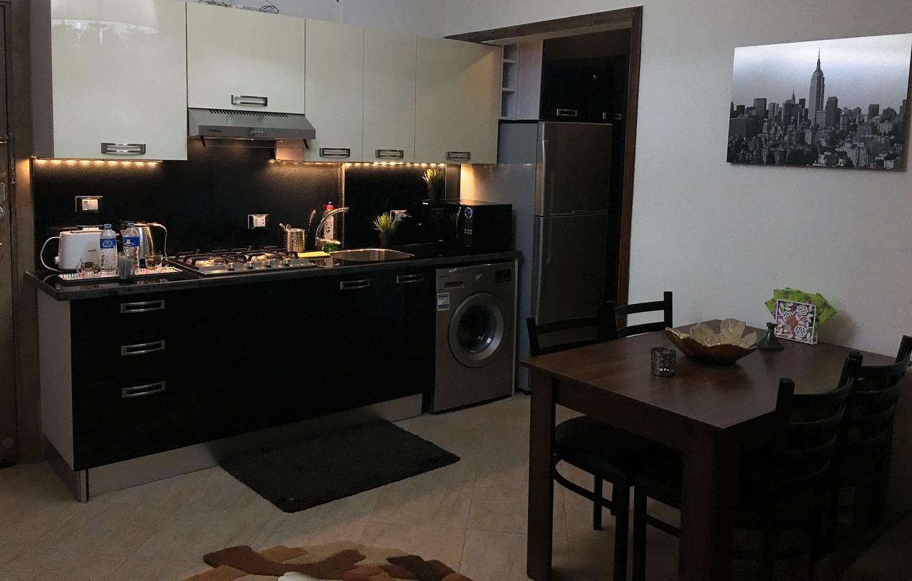 Apartman Pool View At British - Unit 13